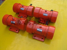 YZS振動電機(jī):激振能力強(qiáng)，拆卸方便。